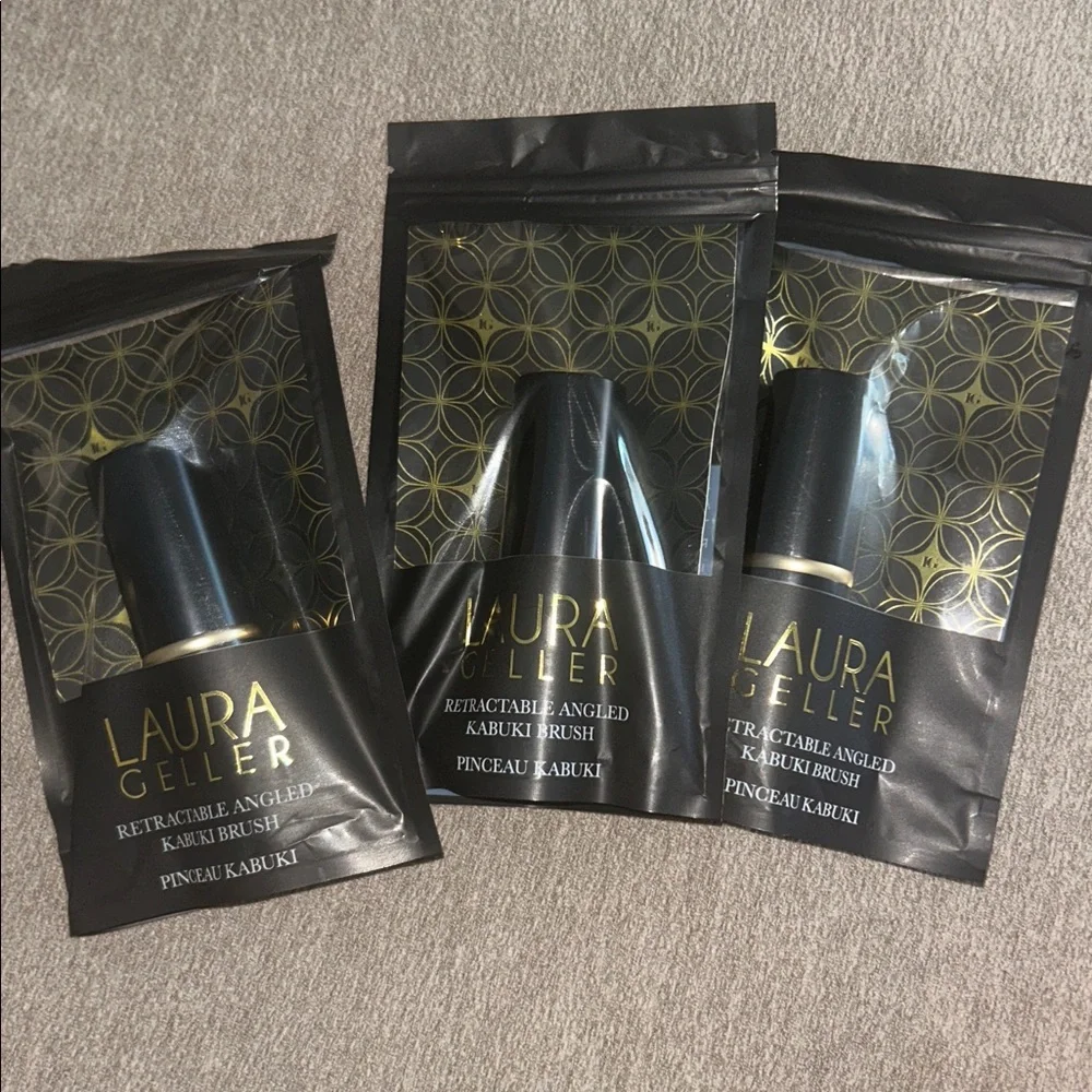 {Laura Geller} Retractable Angled Kabuki Brush, Multiple Available, Flawless